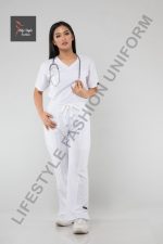 سكراب طبي أنيق 2026 من Life Style Fashion